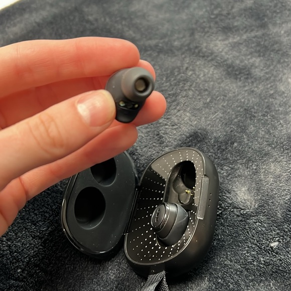 Bluetooth headphones - Picture 3 of 3